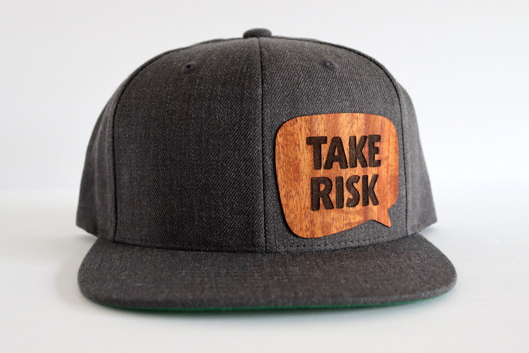 Take risk hat - Mahogany wood