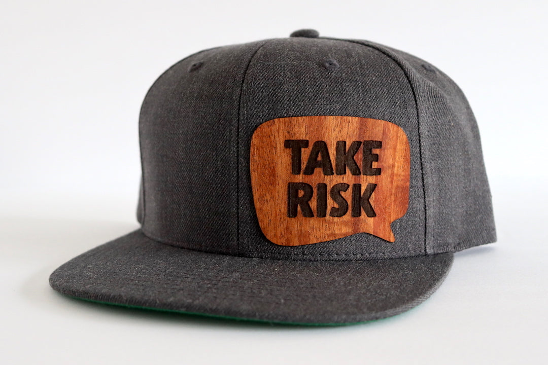 Take risk hat - Mahogany wood